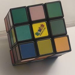 Rubiks Impossible Cube