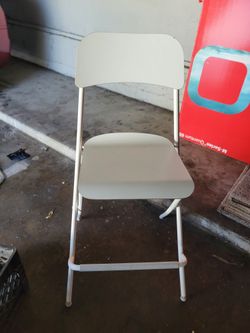 White Foldable Chair