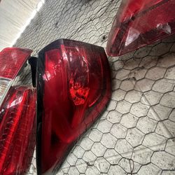 2017-2019 Escape Driver Tail Light