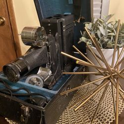 Vintage 1940-50’s Circa Truck Purpose Projector 