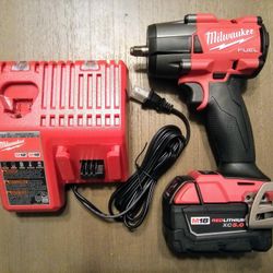Milwaukee M18 Fuel 3/8 Inch Impact Wrench w/Friction Ring Kit