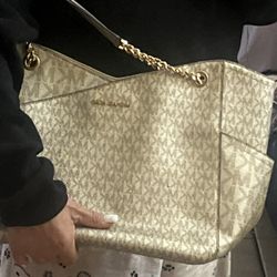 Michael Kors  Shoulder Tote 