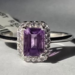Elegant Amethyst Jeans Purple and 925 Sterling Silver Ring with Halo Design