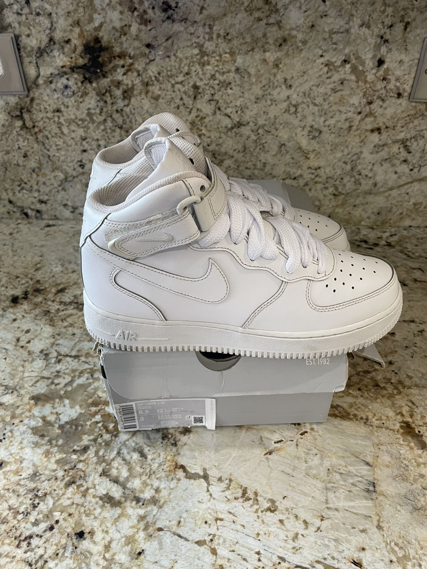 Nike Air Force Mid GS Triple White Sneaker Shoes 314195-113-Size 6.5Y