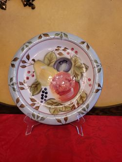 SIX FRUIT DESIGN DINNER PLATES