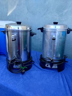 $100 por las 2 listas para que aga sus ventas, cafetera y hervidor de agua para sus tes oh café