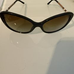 Burberry Cat Eye Plaid Sunglasses Black Plastic Frame Brown Gradient Designer