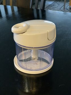 Pampered Chef Manual Food Processor