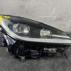 2022-2023-2024-2025 TOYOTA GR86 RIGHT HEADLIGHT OEM USED #9401