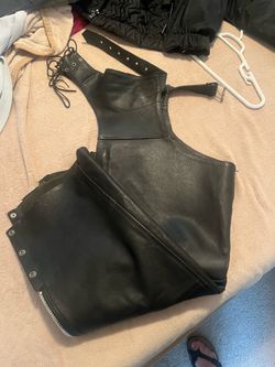 Men’s leather riding chaps