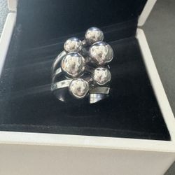 Hob Modernist Mexico Ring Size 7 925 Sterling Silver Ball Bead Ring, Large Hammered Band Cluster Ring In great condition  9.33 grams