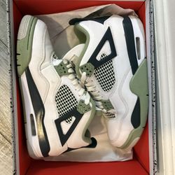 Jordan 4 Seagram