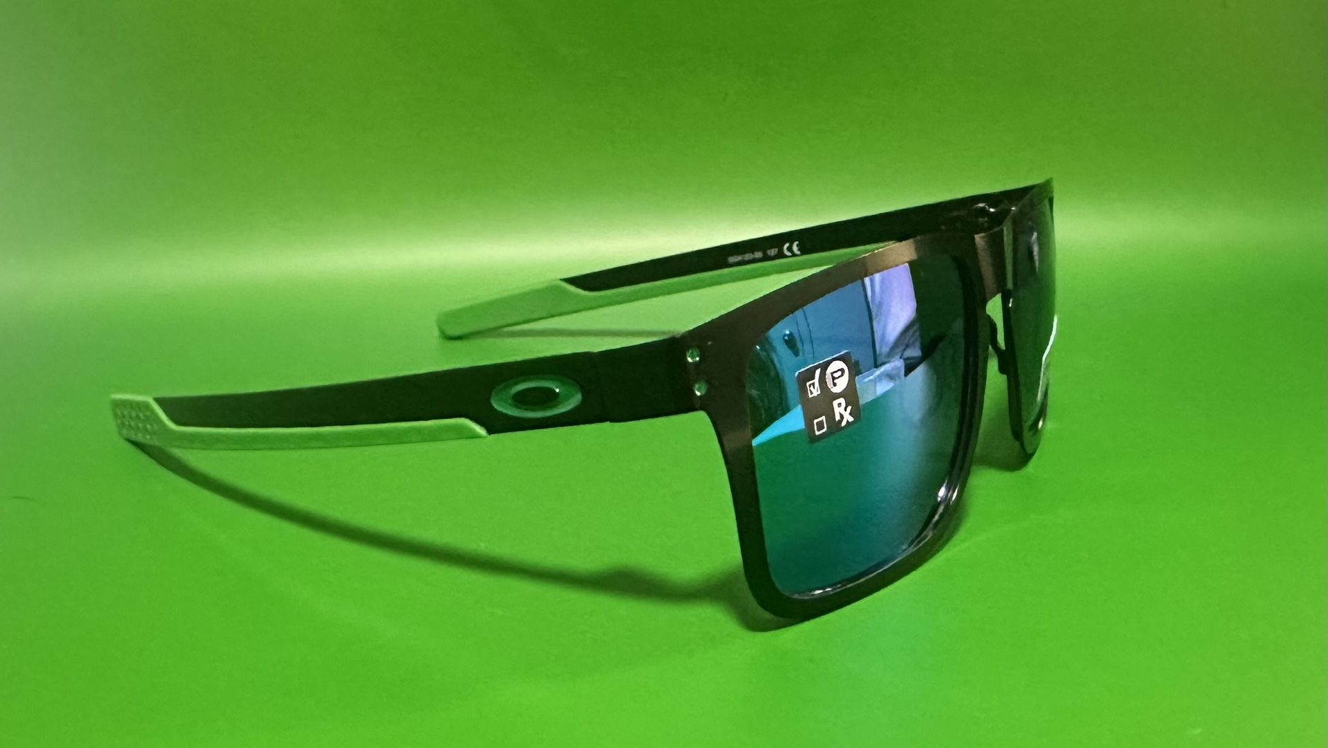 Green Oakley Sunglasses 😎