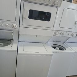 Whirlpool Stackable Electric 220v Washer Dryer Combo Heavy Duty Super Large Capacity In Excellent Condition