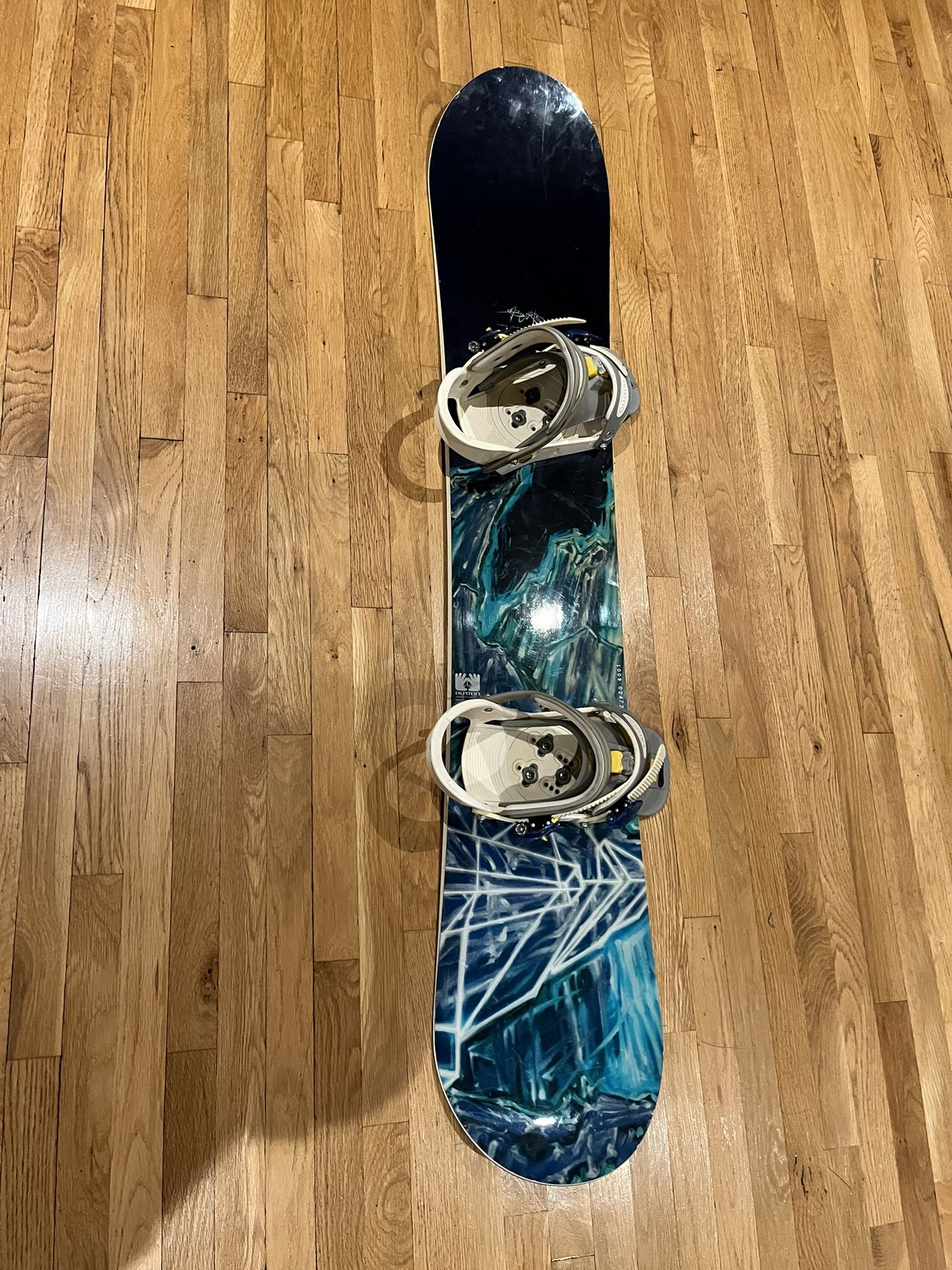 Burton Balance one485 Snowboard 148.5cm for Sale in Pasadena, CA OfferUp