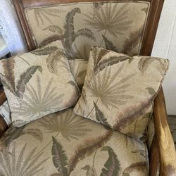 Tropical Lounger With Foot Rest