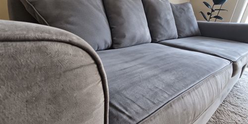 Large Gray Sofa – Clean & Comfortable