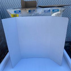 Pallet of 28x40 Tri-Fold Presentation Poster Board , 470 pieces