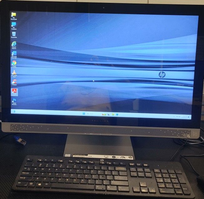 DeskTop AIO Intel i3 📓🖥 HP Pavillion 24 - B016 - All in One PC (not touch. ) Windows 11 🔌 DVD-RW📀 HDMI Wi-Fi WebCam- Work Excellent ✔️