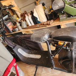 Electric scooter