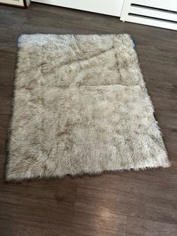 Like New - Waterproof Throw Blanket for Dogs and Cats