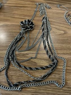 Long Flower Necklace 