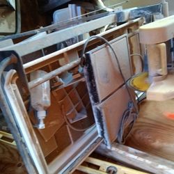 Tile Cutting Table And Saw