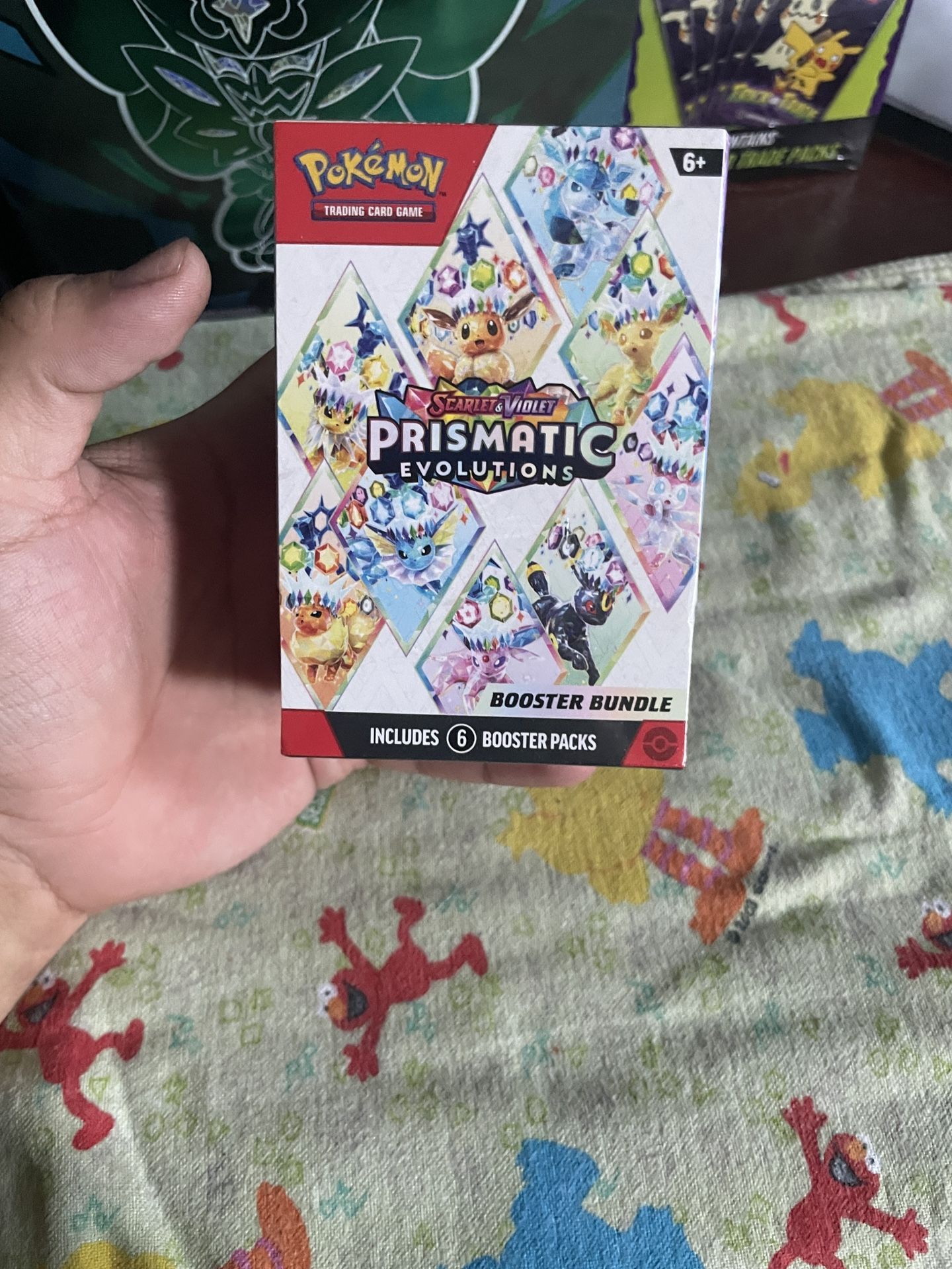 Pokémon Prismatic Evolution Booster Bundle 