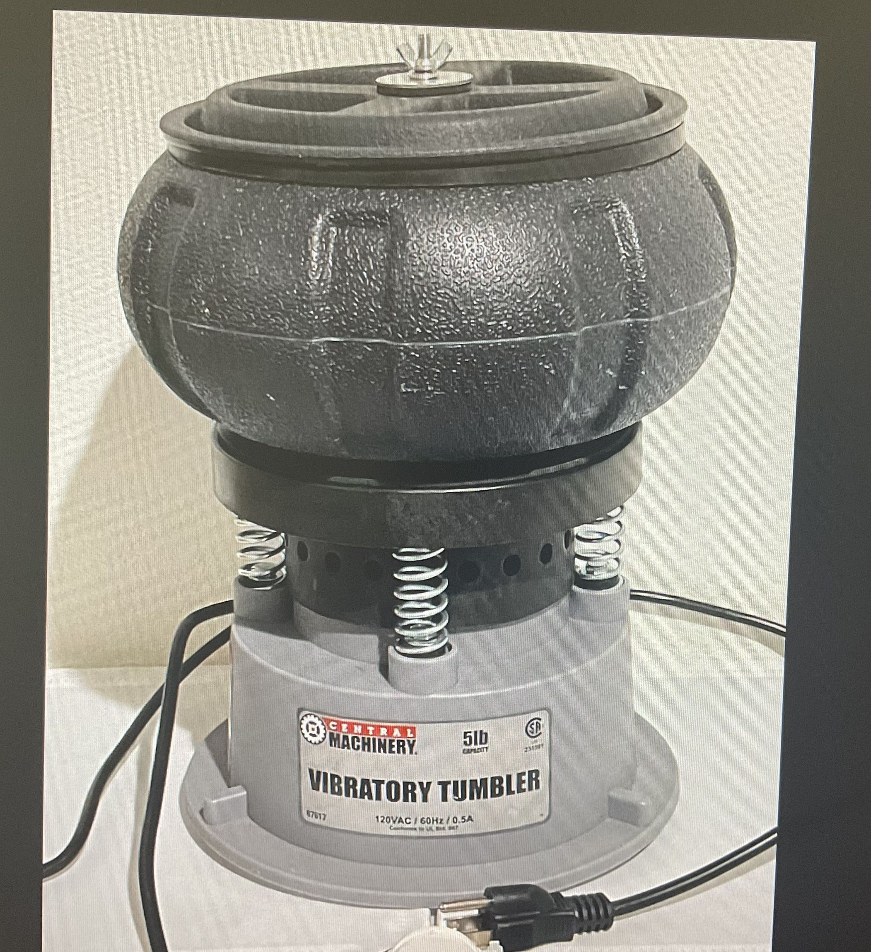 Vibratory Tumbler