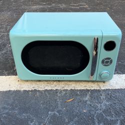 Used Once Great Looking Microwave 