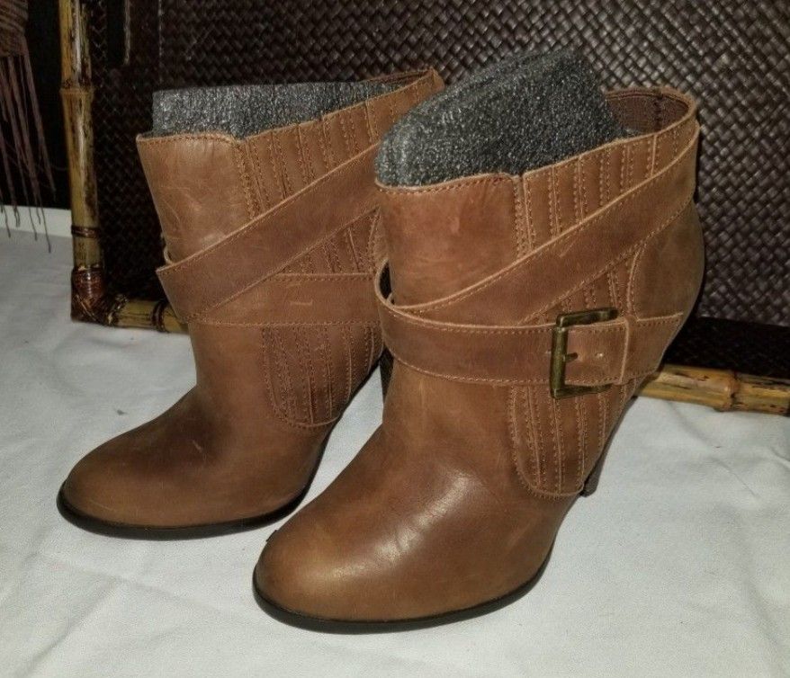 Brand New "Aldo" Womens Fall Boots