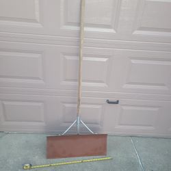 Industrial Metal  Snow shovel Pusher 24"