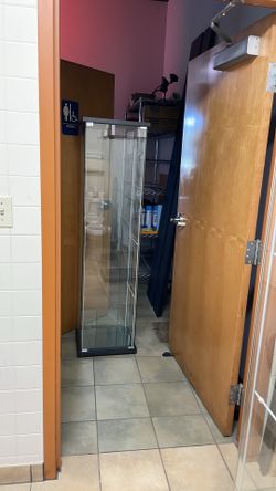 Glass display case Glass display case
