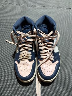 Air Jordan 1 High Navy Pink Sneakers