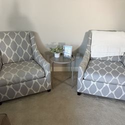 2 living room accent chairs