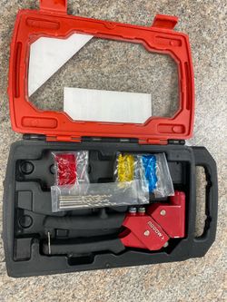 Arrow One Handed swivel Riveter Kit 360 Degree swivel Head