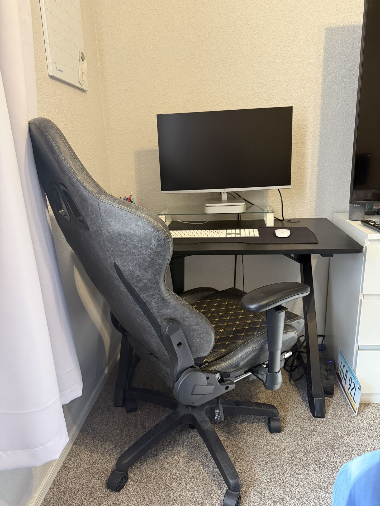 Desk & Chair