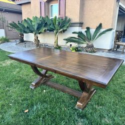 Dining Room Table With Chairs