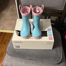 Girls Rain Boots Size 5/6 