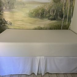 Twin bed /with frame