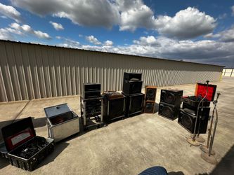 BAND/ CONCERT EQUIPMENT