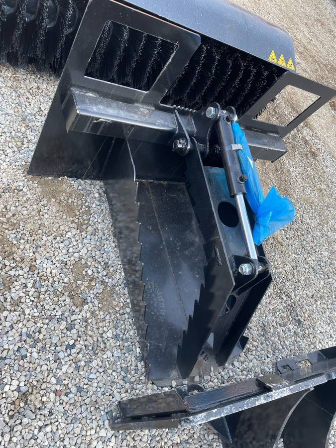 Skid Steer Stump And Tree Buckets