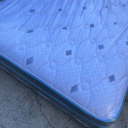 Queen Mattress Pillow Top Set $220 Brand New Delivery 🚚 Available