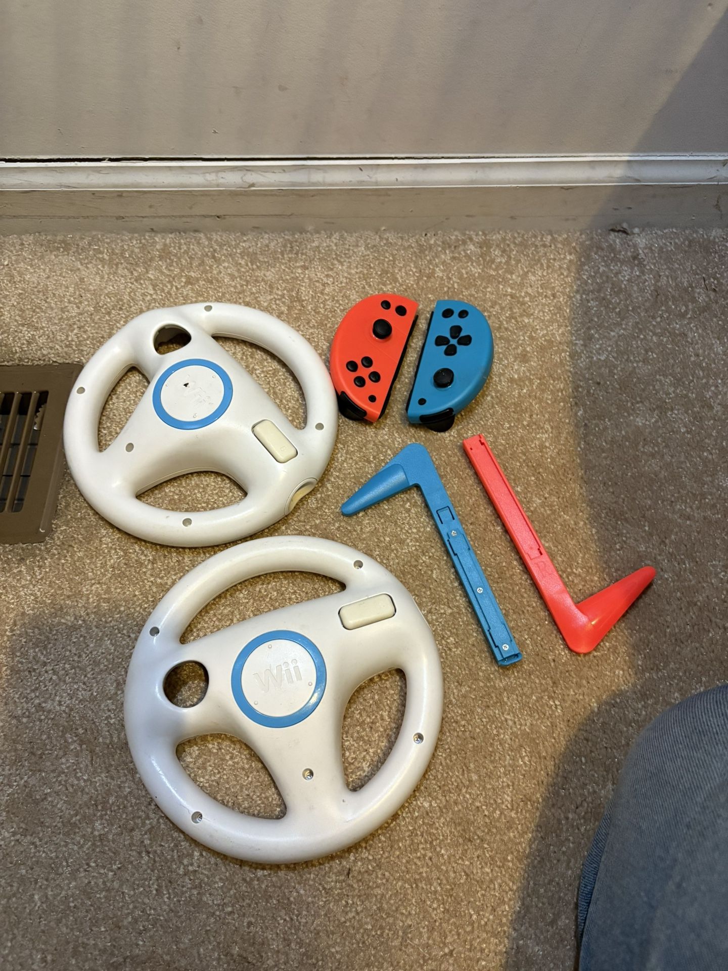 Random Wii And Switch Accessories