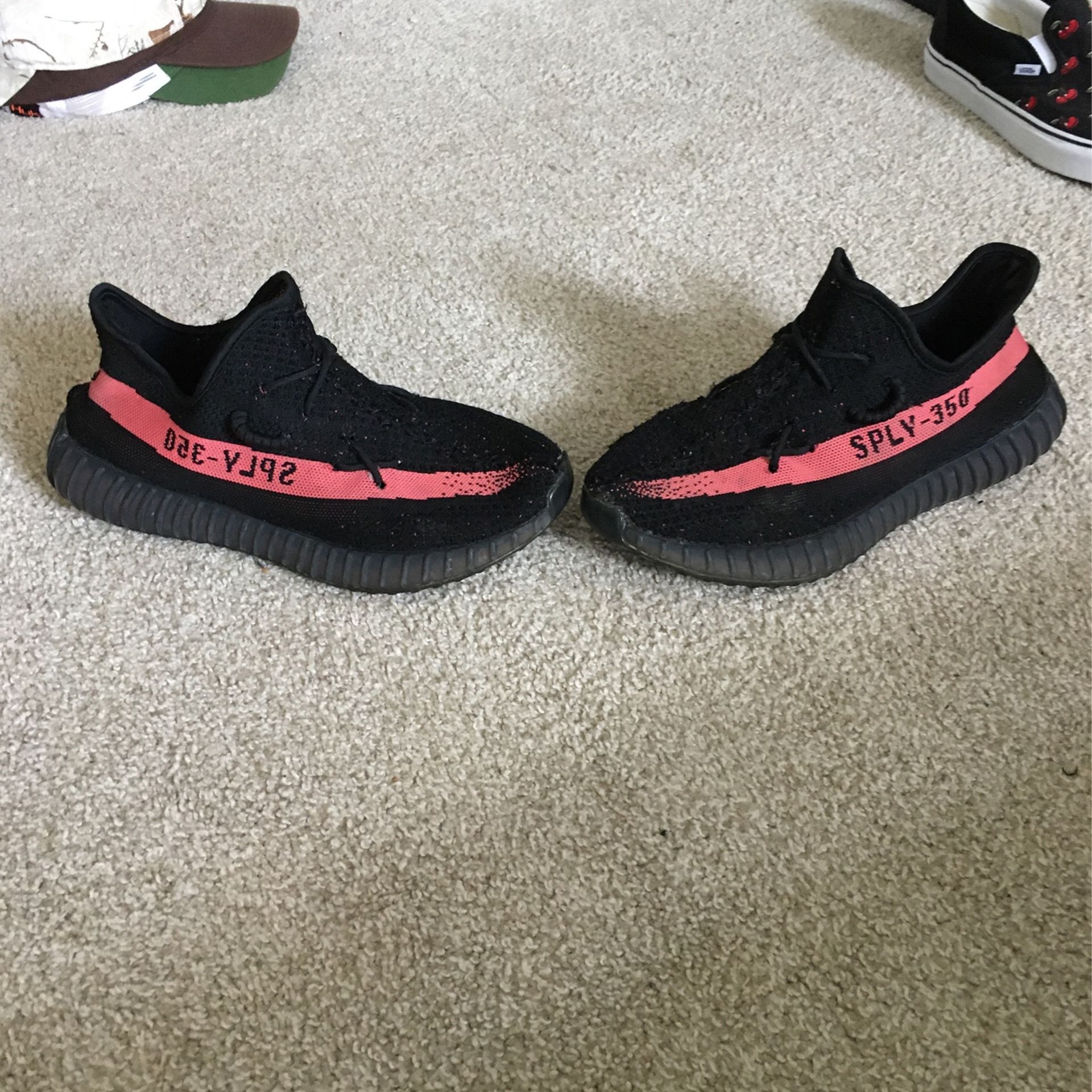 Adidas Yeezy 350 “red” Size 10