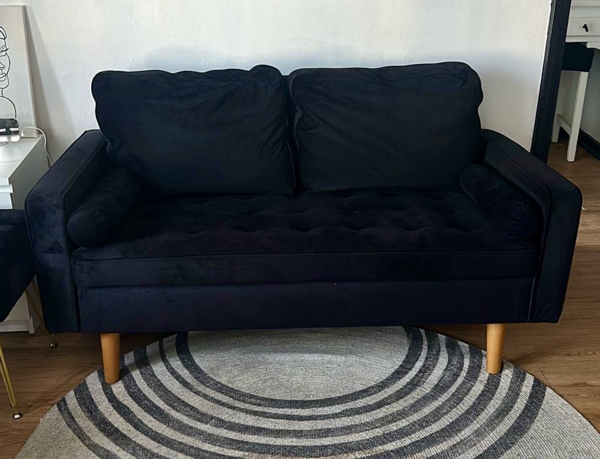 Loveseat