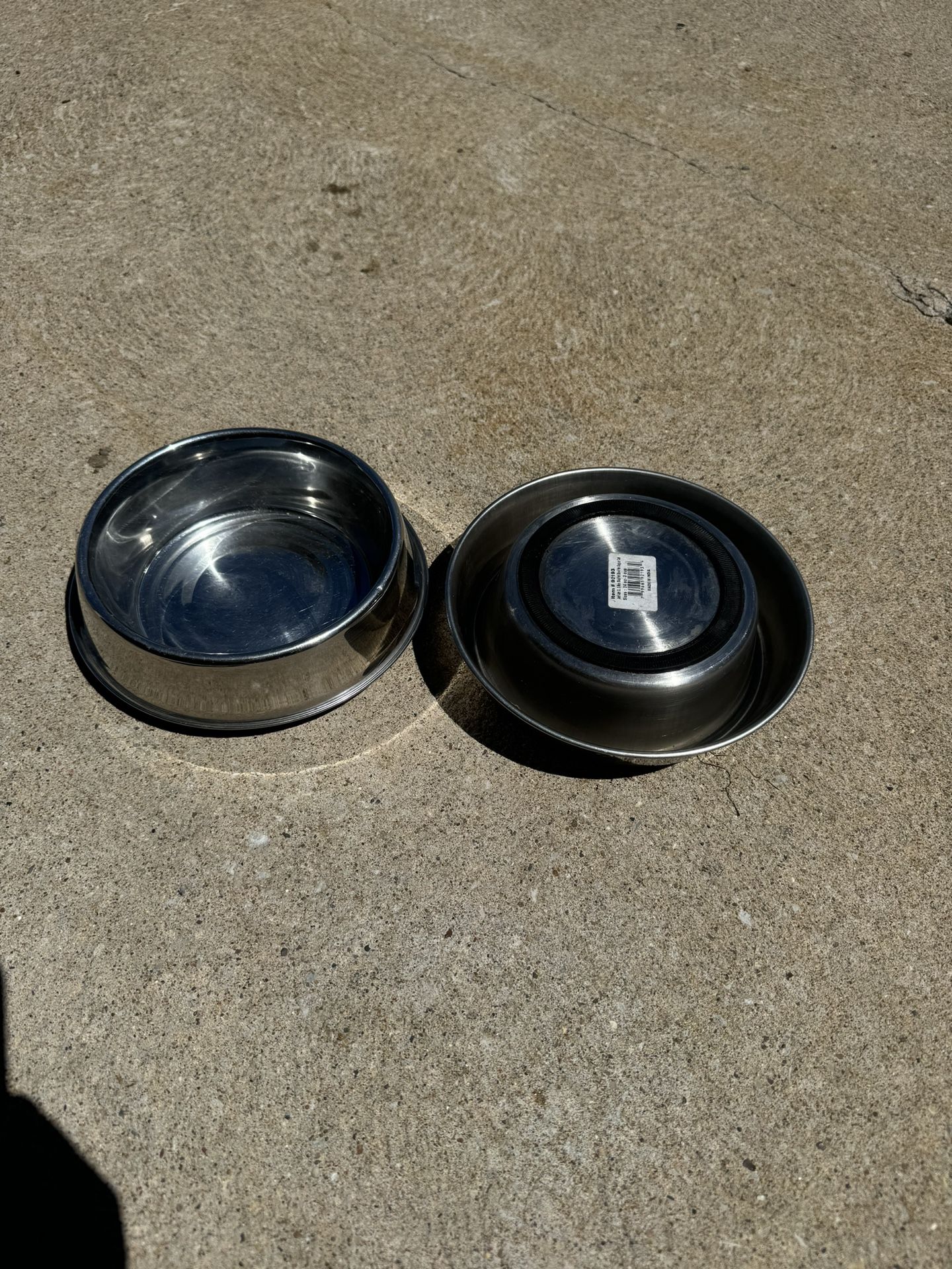 Outdoor Pet Bowls