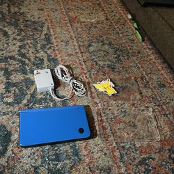 Nintendo Dsi XL With 300 Games Inside 