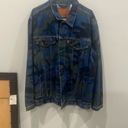 Levi’s Camouflage Jean Jacket