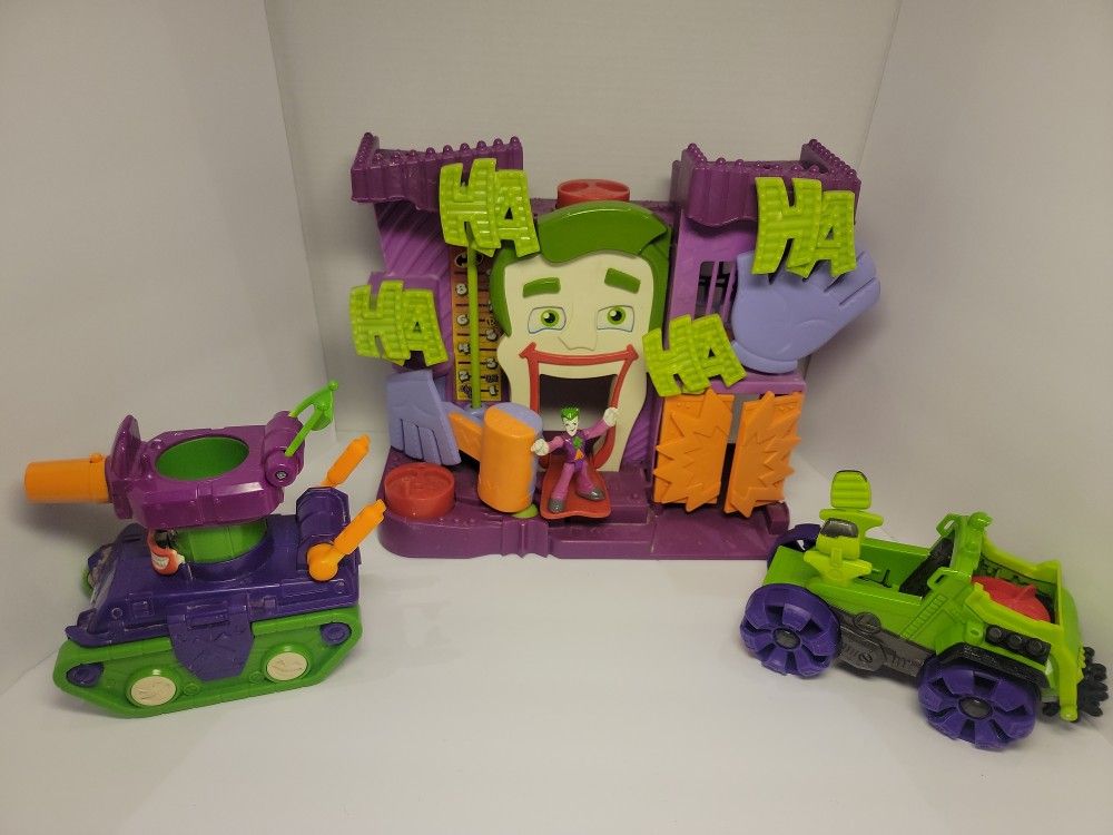 Imaginext Joker Funhouse Playset LOT